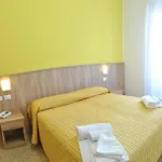 Отель Bristol 3*
